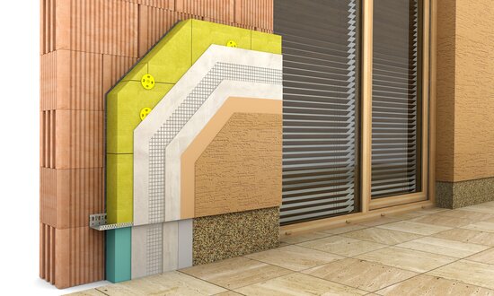 На этом тренинге вы изучите, как грамотно подготовить основание, приклеить утеплитель, нанести армирующий слой и декоративную штукатурку по европейским стандартам. Участники узнают, как избежать типичных ошибок  трещин, неровностей и отслоений  и обеспечить долговечный и эстетичный фасад.
Занятие ведут опытные мастера, и оно предназначено для специалистов, которые хотят совершенствовать навыки работы с фасадными системами.